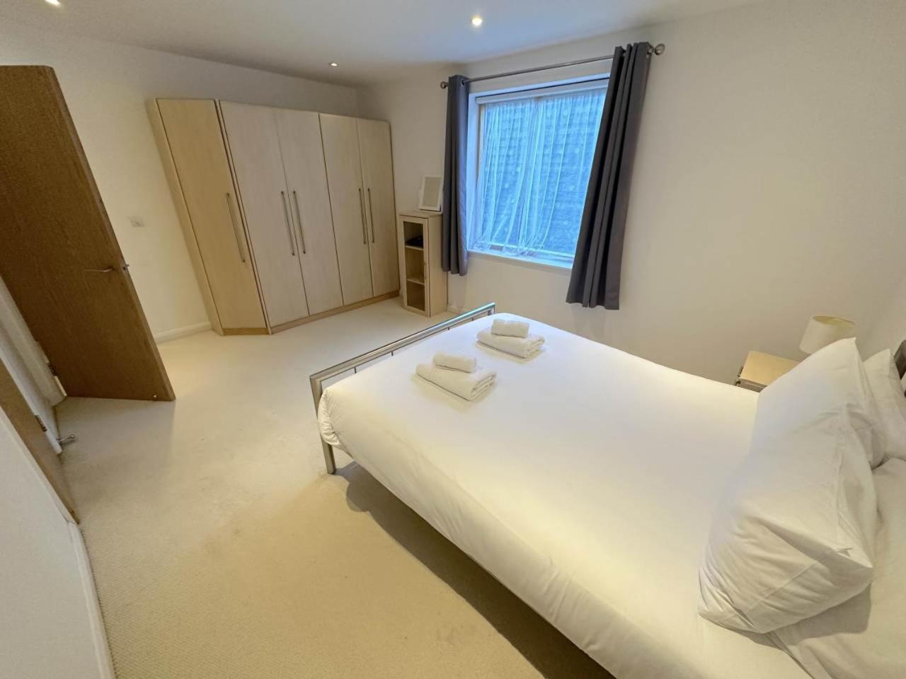 Parc Y Bryn Serviced Apartments Aberystwyth Exteriör bild