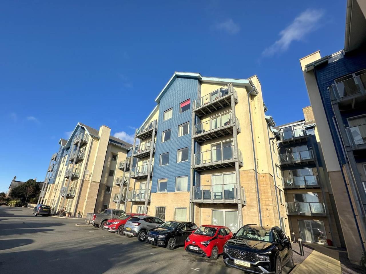 Parc Y Bryn Serviced Apartments Aberystwyth Exteriör bild