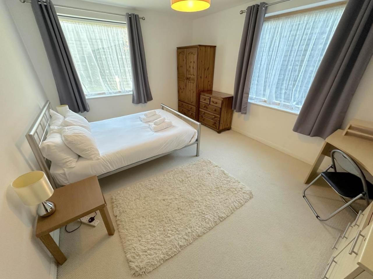 Parc Y Bryn Serviced Apartments Aberystwyth Exteriör bild
