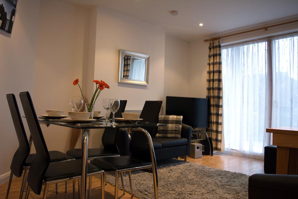 Parc Y Bryn Serviced Apartments Aberystwyth Exteriör bild