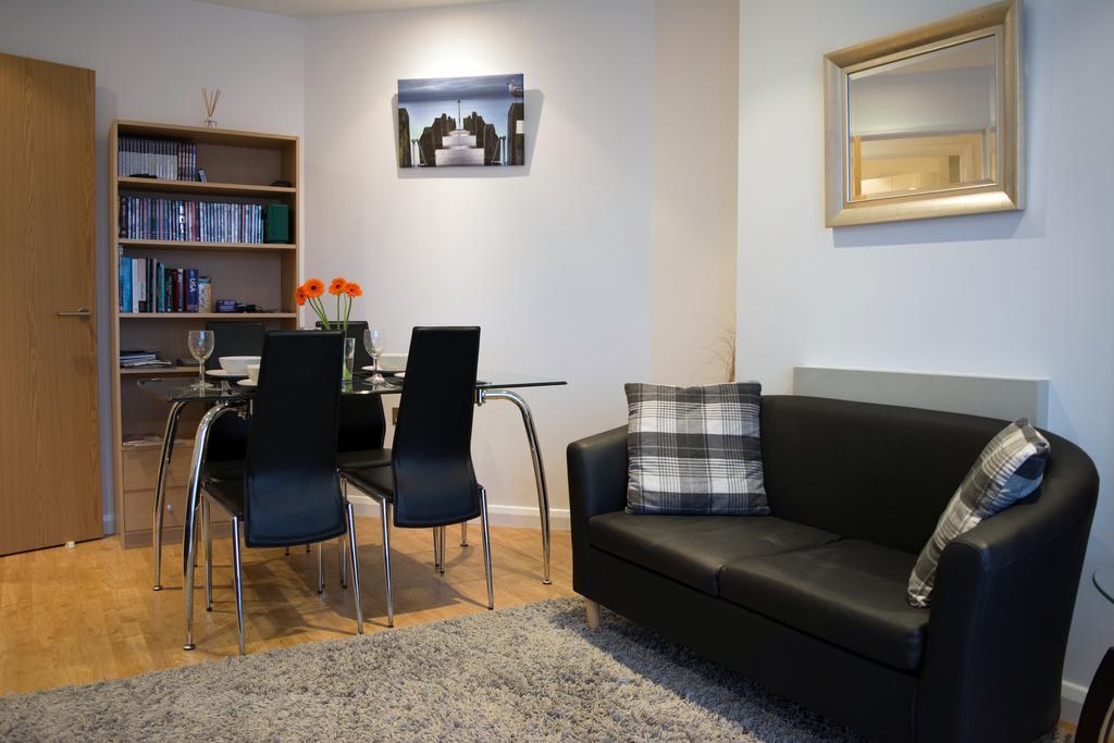 Parc Y Bryn Serviced Apartments Aberystwyth Exteriör bild
