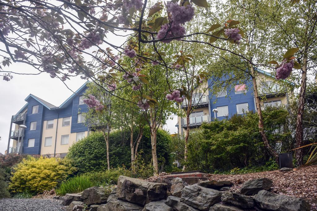 Parc Y Bryn Serviced Apartments Aberystwyth Exteriör bild