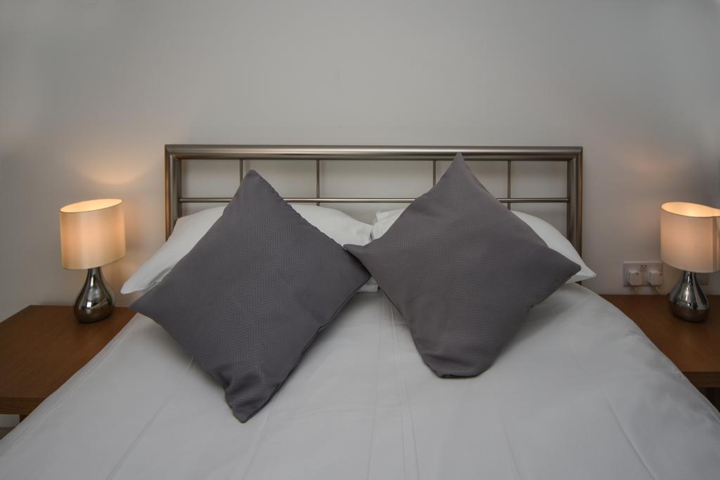 Parc Y Bryn Serviced Apartments Aberystwyth Exteriör bild