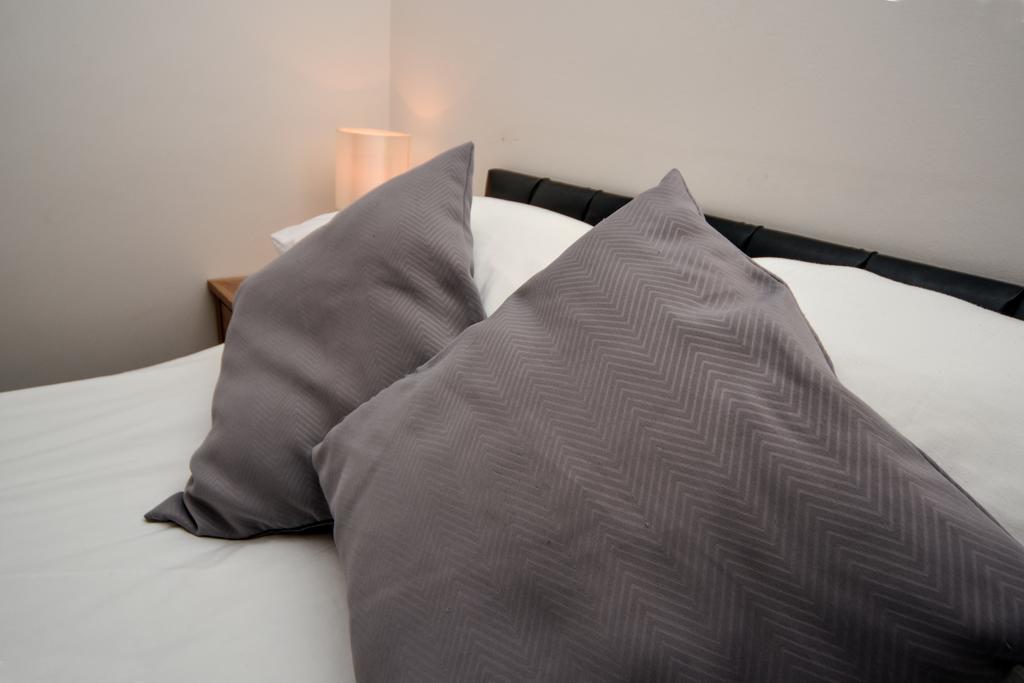 Parc Y Bryn Serviced Apartments Aberystwyth Exteriör bild