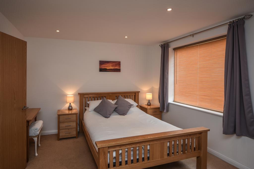 Parc Y Bryn Serviced Apartments Aberystwyth Exteriör bild